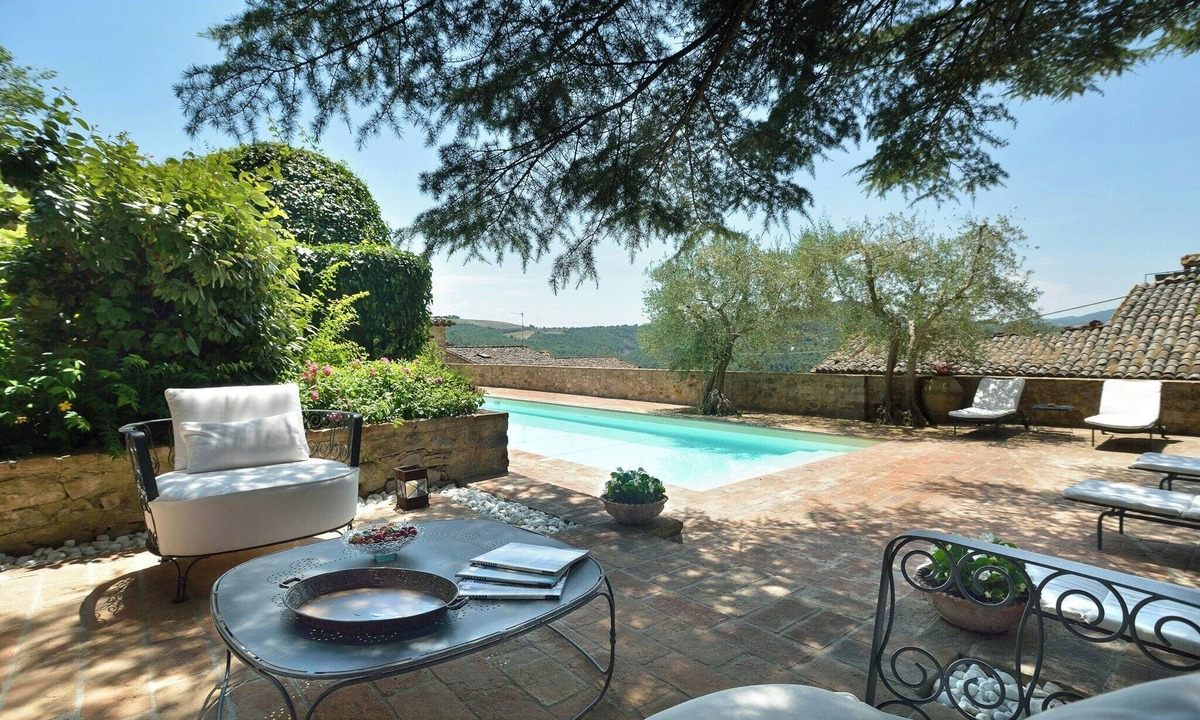 San Venanzo Apartment | Historic apartment in medieval village