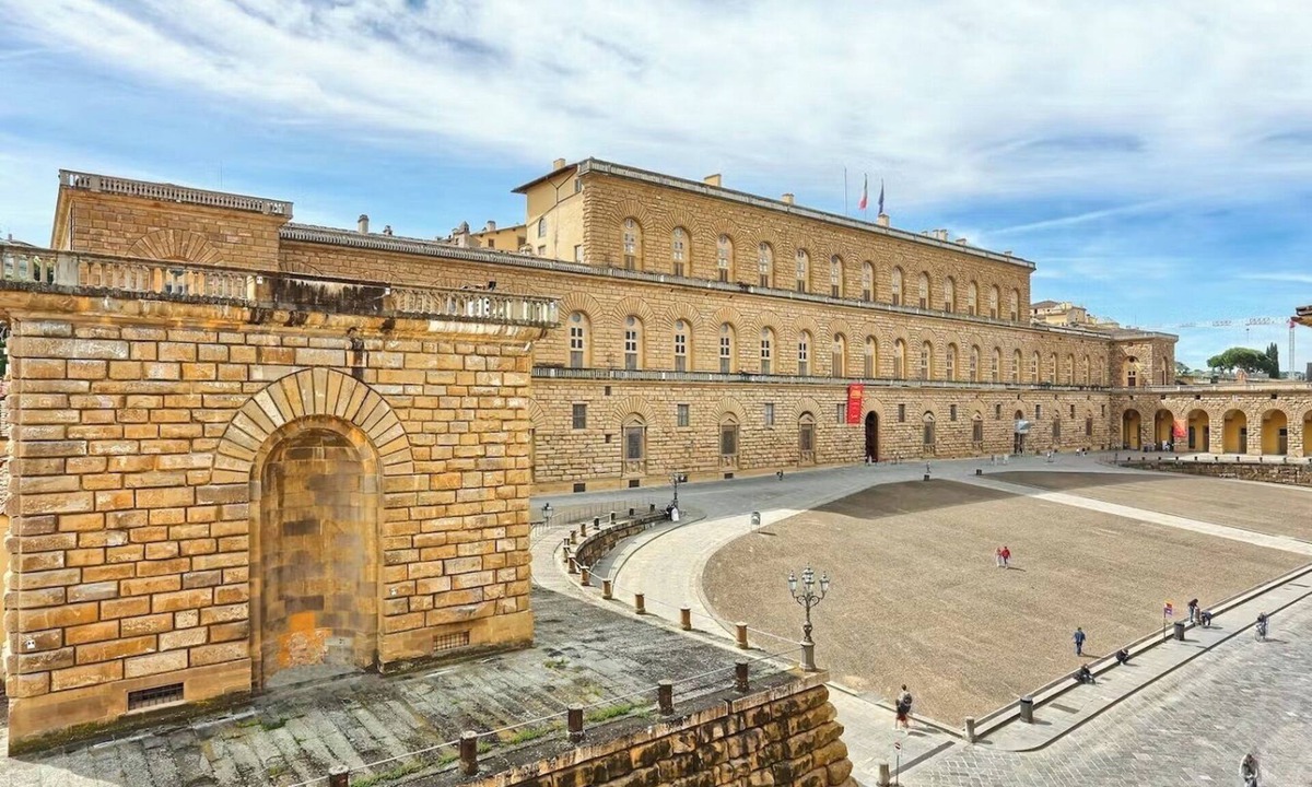 San Niccolo Apartment | Historic Elegance in the Heart of Florence