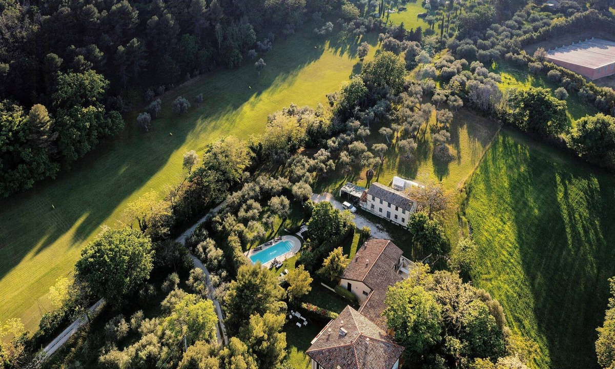 Fano House | Historic villa with sea views near Fano