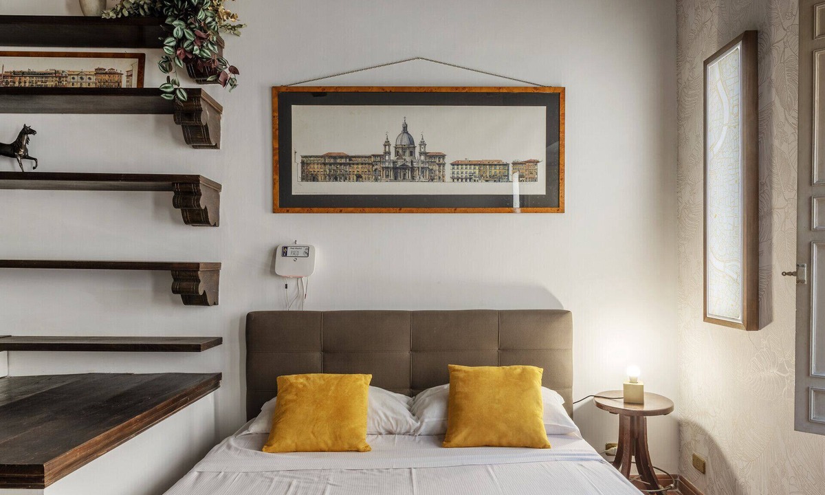 Rione V Ponte Apartment | Historical Loft with view in city center!