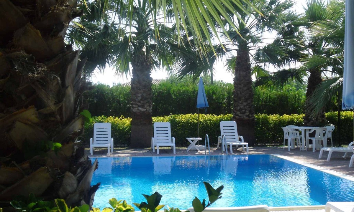 Ascea Apartment | Holiday apartment with air conditioning and pool