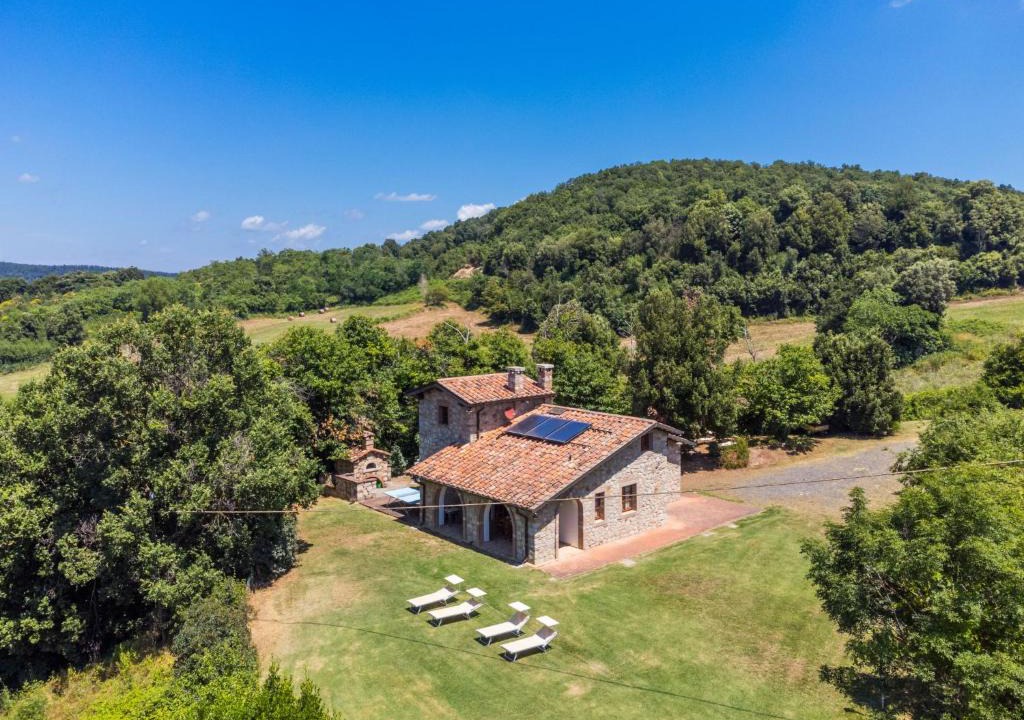 Roccastrada House | Holiday Home Casale Fonte by Interhome
