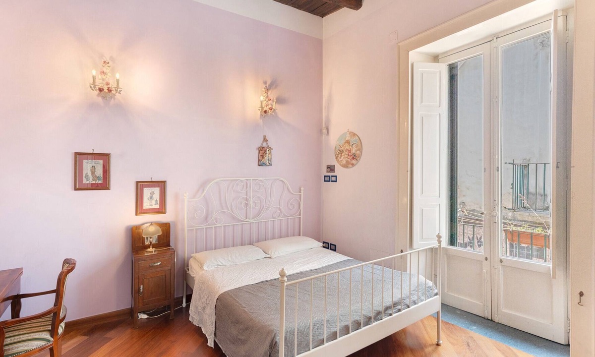 Vietri sul Mare House | Holiday Home 'Dreams Apartment' with Private Terrace, Balcony and Wi-Fi