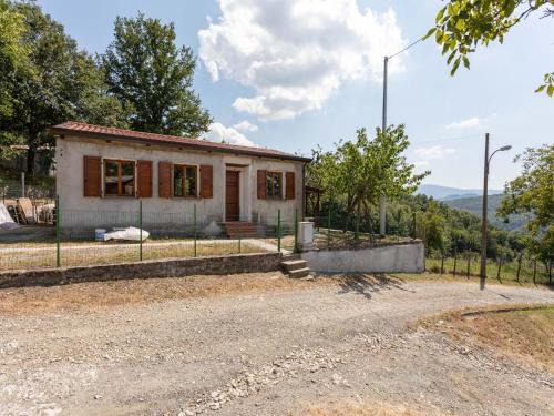 Pieve Santo Stefano House | Holiday Home in Tuscany with Private Garden