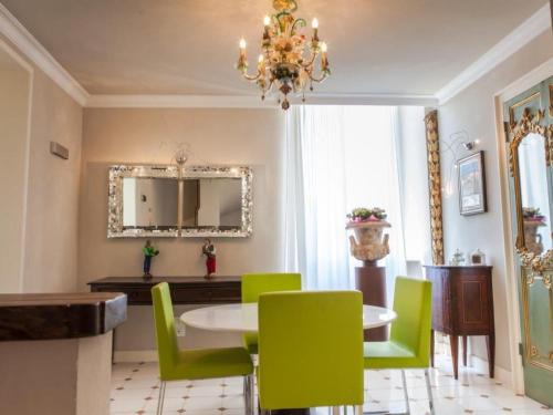 Fermo House | Holiday Home MarcheAmore - Zimmer der Gräfin by Interhome