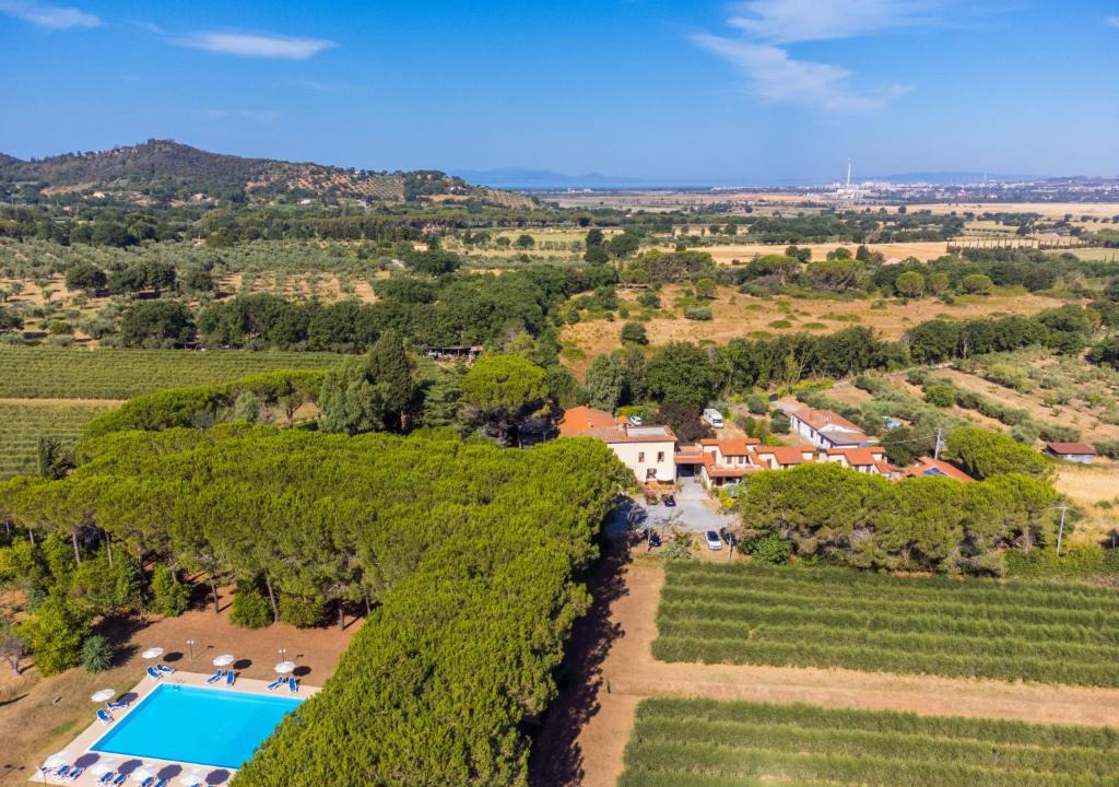 Scarlino House | Holiday Home Trilocale - Ranch Hotel by Interhome