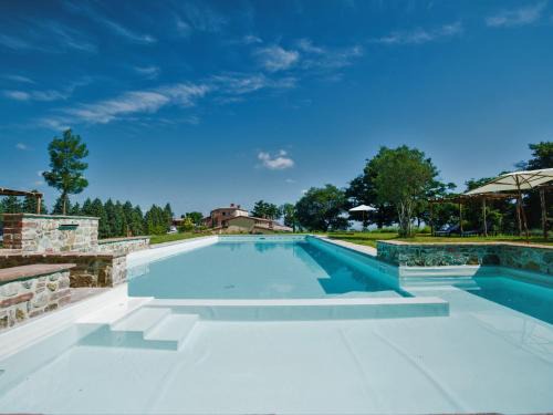 Trequanda House | Holiday Home Villa Azzurro by Interhome