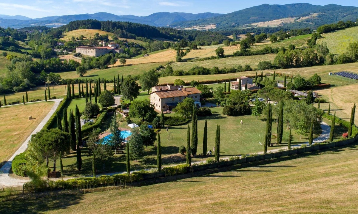 Bibbiena House | Holiday house Bibbiena for 1 - 8 persons with 4 bedrooms - Holiday home
