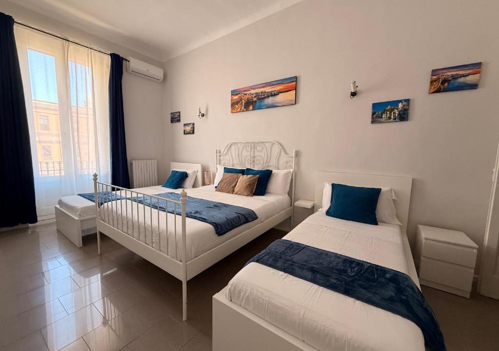 Bari City Centre Apartment | Holiday House Savoia