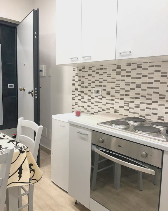 Barra Apartment | Homerez last minute deal - Amazing apartment in Napoli and Wifi