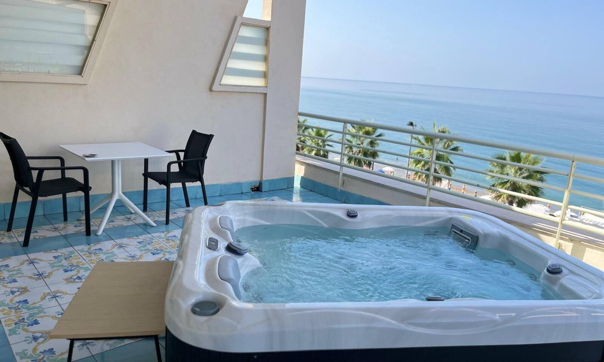 Magazzeno Hotel | Hotel Ancora