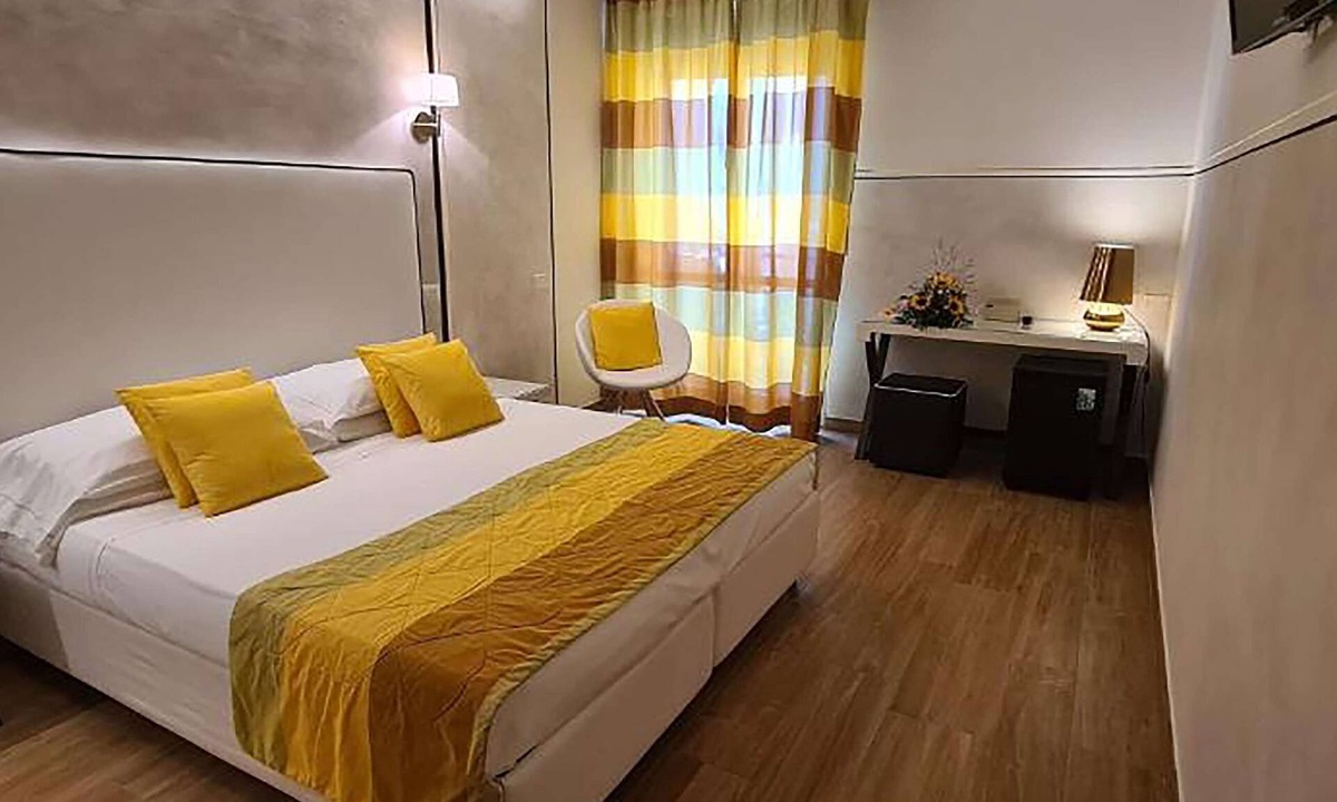 Pesaro Hotel | Hotel Bellevue