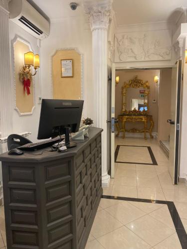 Rione III Colonna Hotel | Hotel Erdarelli