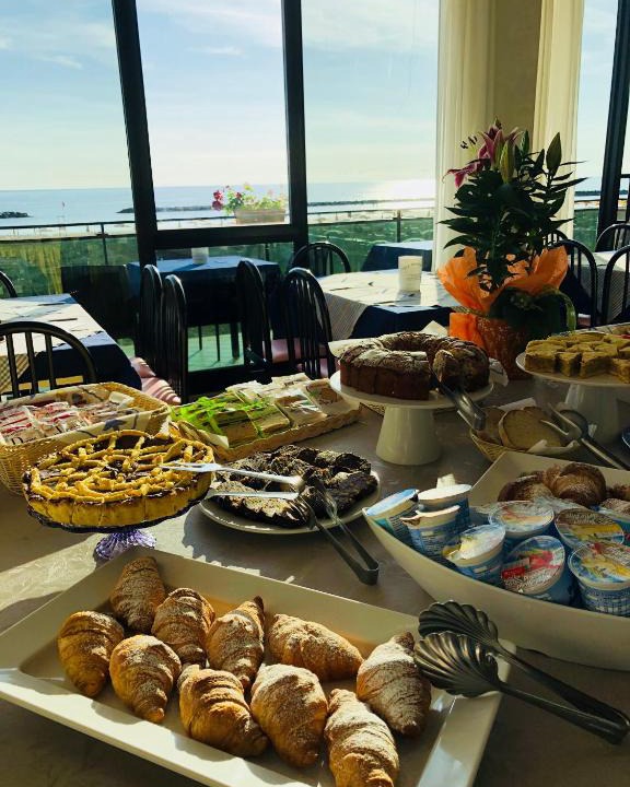 Viserba Hotel | Hotel Gin