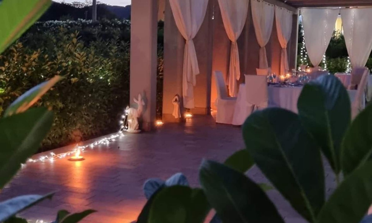 Polla Hotel | Hotel Insteia