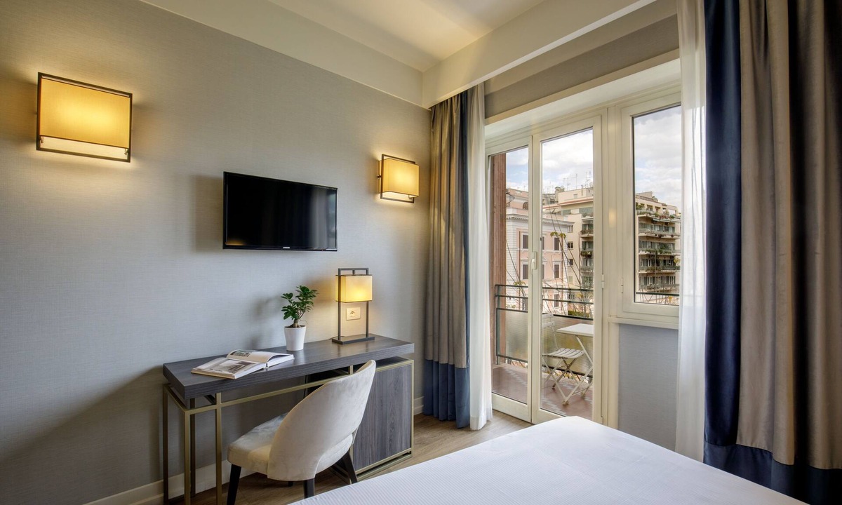 Nomentano Hotel | Hotel Santa Costanza by OMNIA hotels