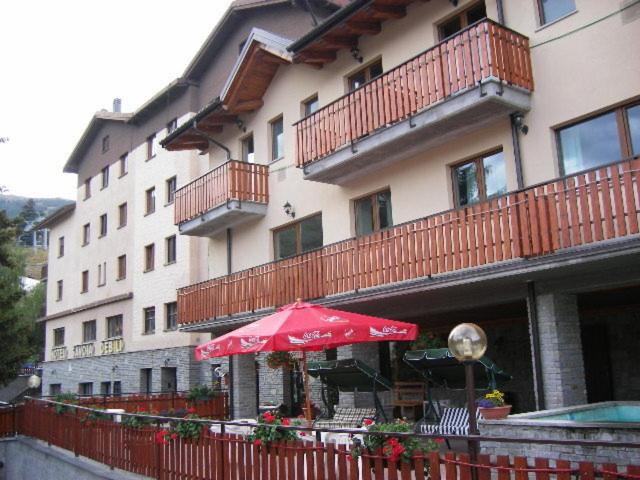 Sauze d'Oulx Hotel | Hotel Savoia Debili