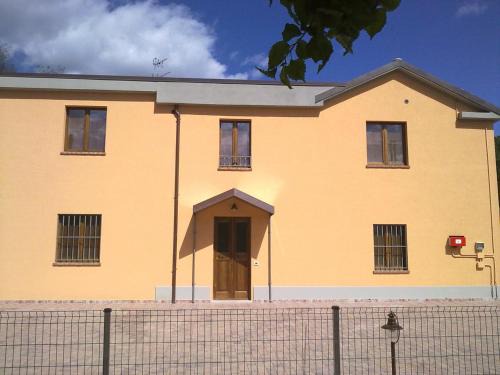 Perugia House | House Volumnia