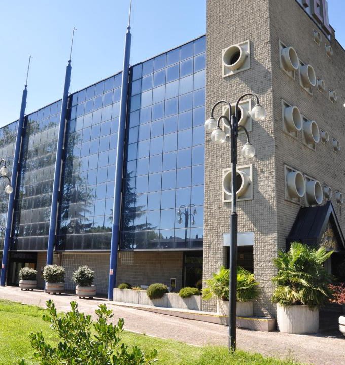 Trezzano sul Naviglio Hotel | iH Hotels Milano Blu Visconti