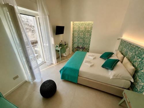 Vietri sul Mare House | Il balcone sul corso