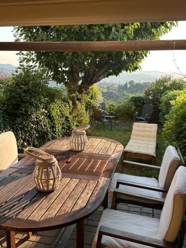 Pietra La Croce House | Il Ciliegio - House with Garden & Wonderful View
