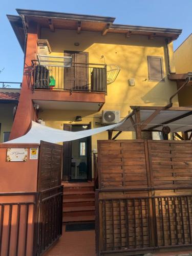 Magazzeno House | Il Girasole