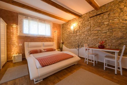Predappio Apartment | Il Melograno con Idromassaggio