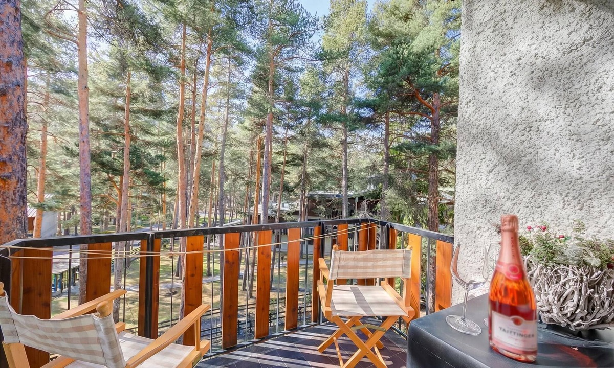 Bardonecchia Apartment | Il Nido Nella Pineta, Bardonecchia, Italy