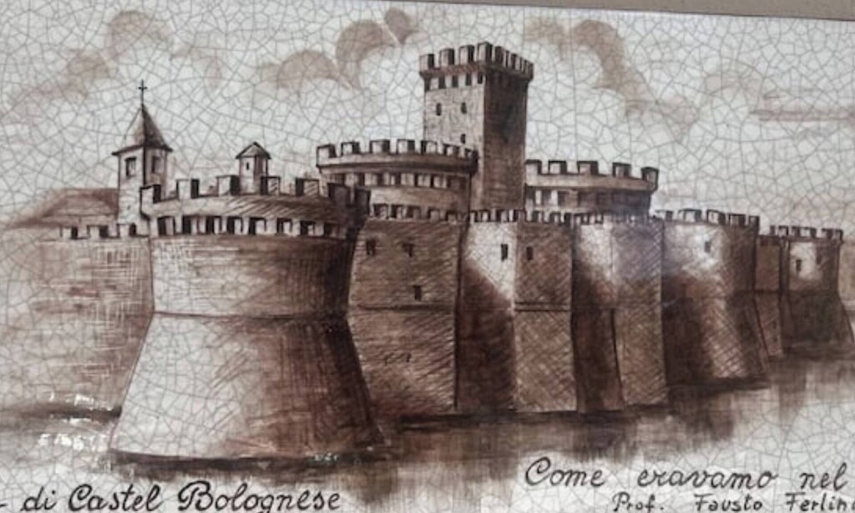 Castel Bolognese Apartment | Il Torrione - Cozy Independent House for 4, between History and Relaxation