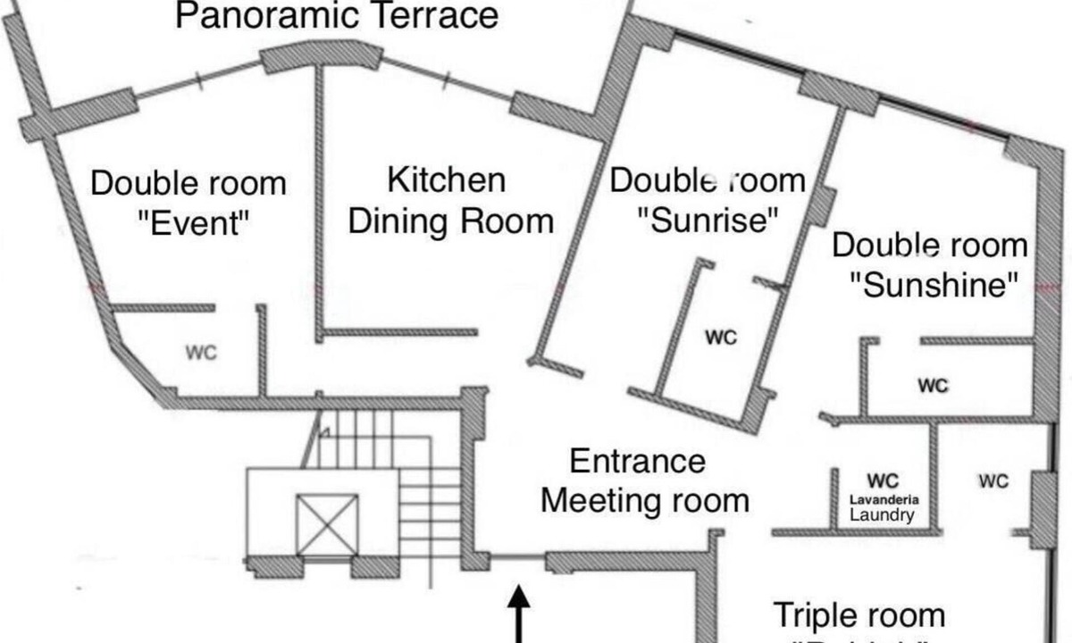 Naples City Centre Apartment | In the center of Naples, 200m Central Station (for Pompeii, Amalfi, Sorrento.)