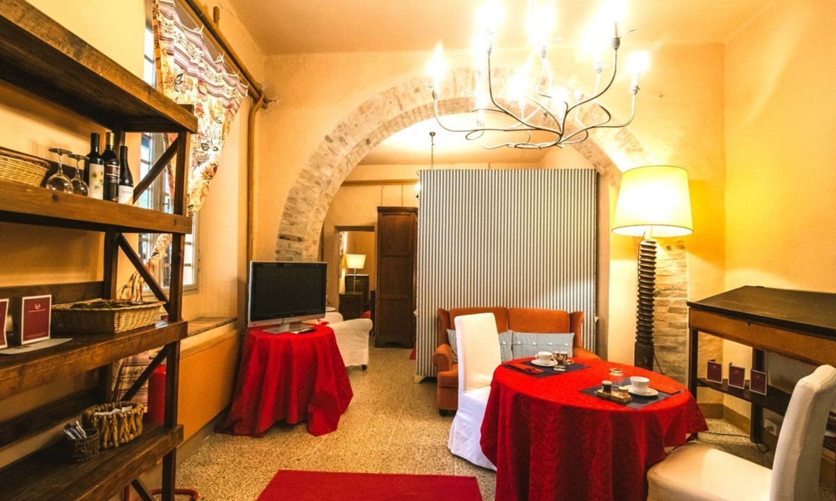 Fermo Apartment | In the city center, 7 km from the sea