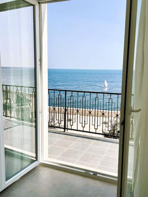 Giovinazzo Apartment | L'Ancora appartamenti 3