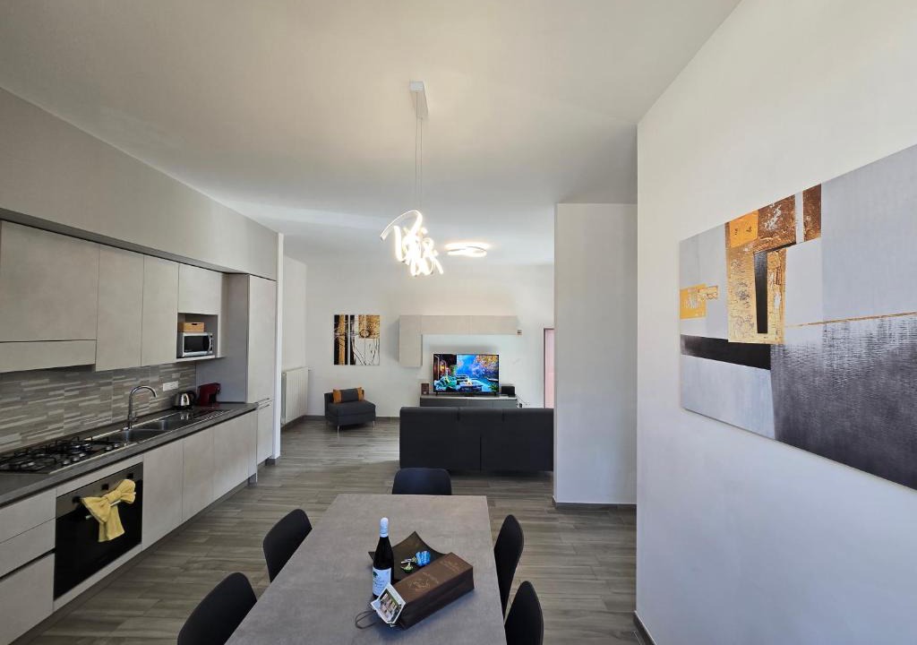 L'Aquila Apartment | L'Aquila Home - Ampi Spazi, Centro a Piedi e Parcheggio Libero