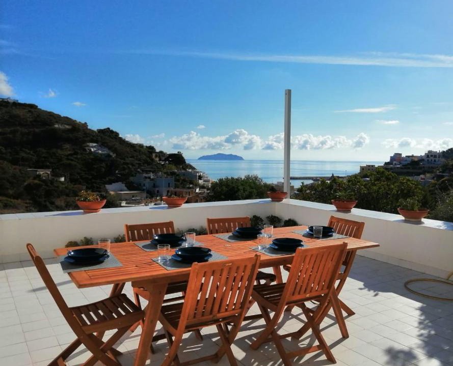 Ponza Villa | L'Isolana Case Vacanza Villa Alessia
