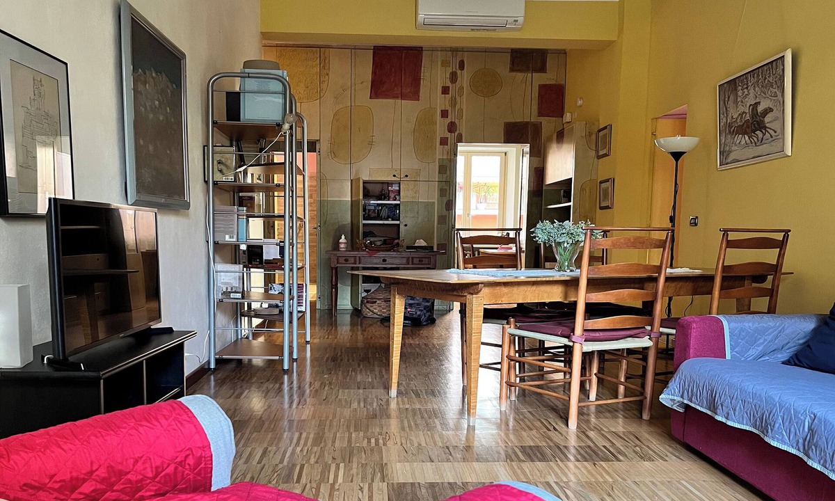Historic Centre Apartment | La casa degli angeli – Quiet artistic courtyard retreat in central Turin