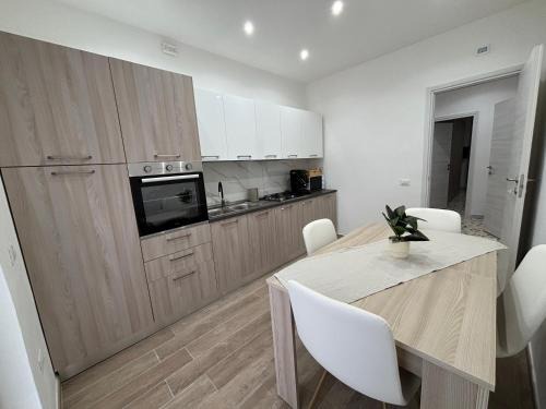 Secondigliano Apartment | La Casa Del Sole Napoli