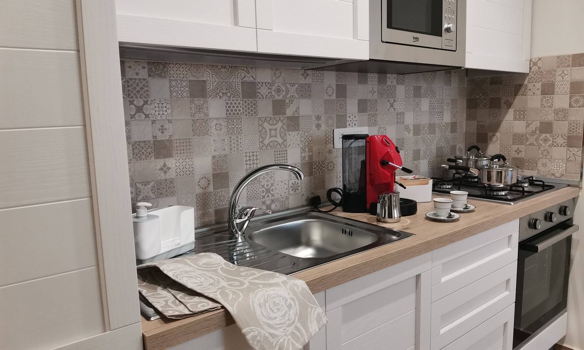 Crotone Apartment | La Casa di Nonna Pina, Accogliente Appartamento Vicinissimo al Mare