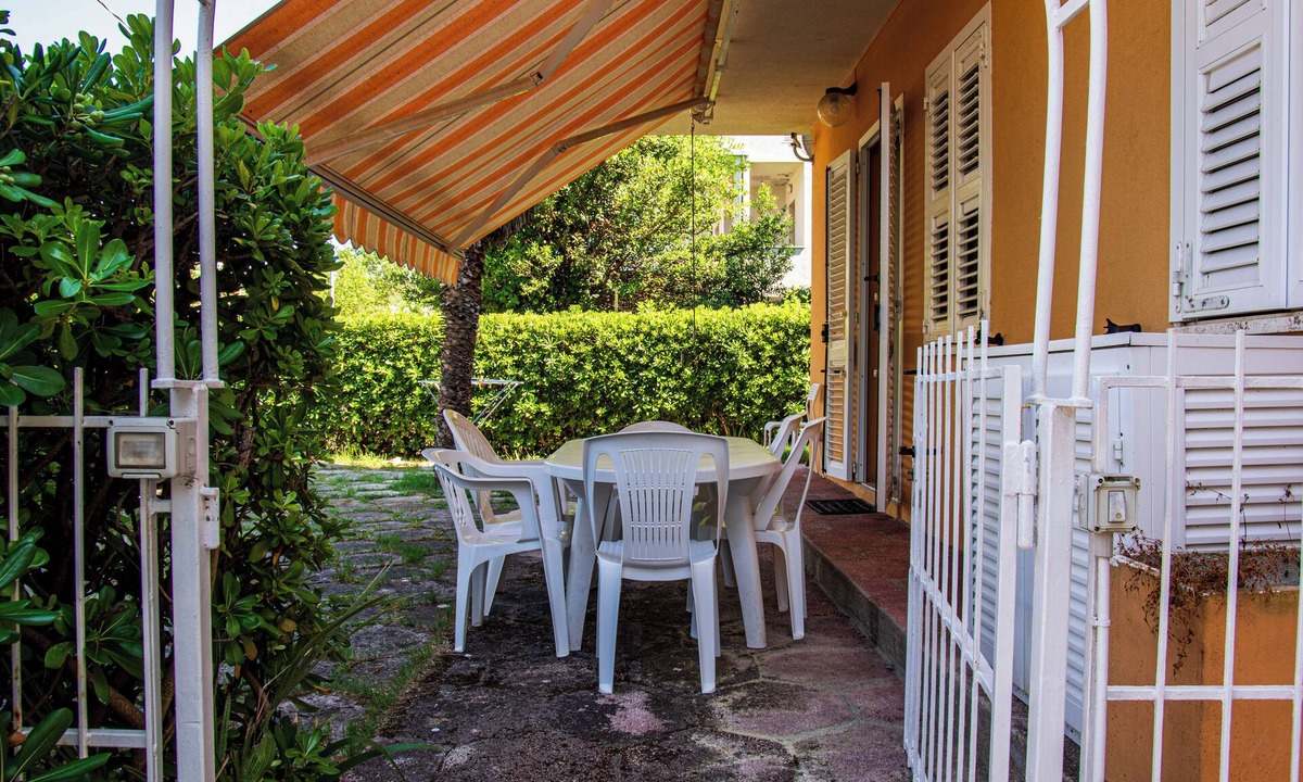 Marcelli House | La Casa di Sara - Two Bedroom House, Sleeps 4