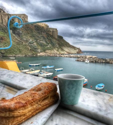 Procida Apartment | La Casa di Titina