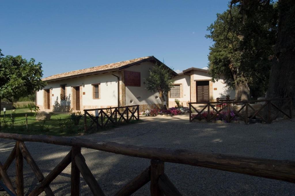 Altomonte House | La Casa nella Prateria