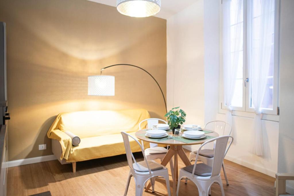 Pre Apartment | La Darsena Suite Eleganza e Comfort nei Vicoli