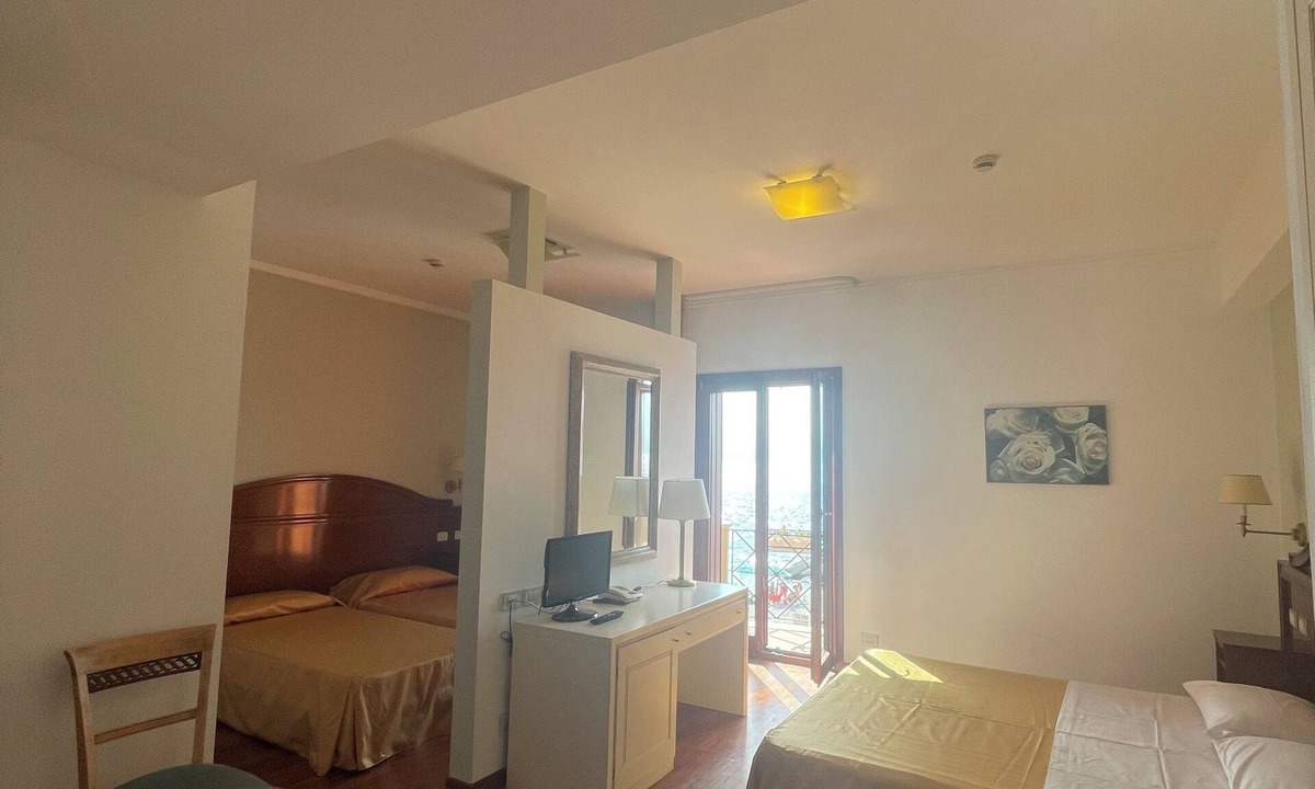 Pellaro Hotel | La Lampara