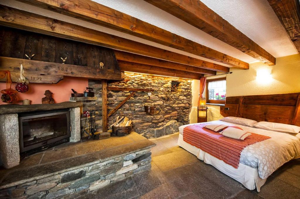 Grand Haury Apartment | La Méizòn de Felise - La Crotta