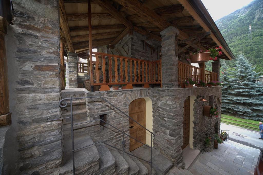 Derby-villaret Bed & Breakfast | La Maison Du Seigneur