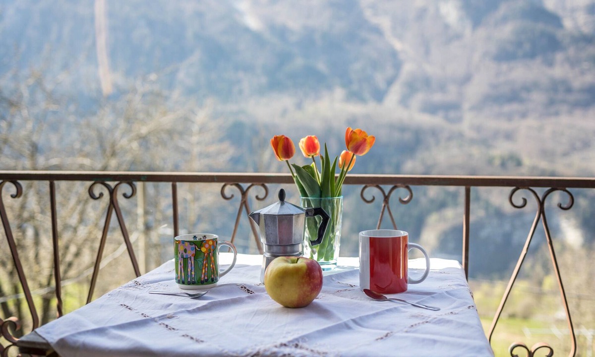 Agro Apartment | “La Mansarda di Chiara e Silvio” near the ski resort with mountain views