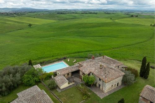 Monteroni d'Arbia Villa | La Palazzina, Ville Di Corsano, Home And Pool