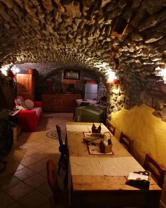 Arpuilles Apartment | la petite maisonnette