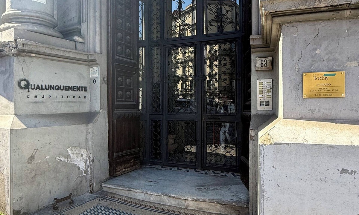 Mergellina Bed & Breakfast | LA PIAZZA SUITE