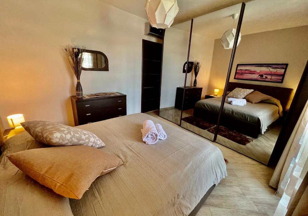 Vigevano Apartment | La Regina