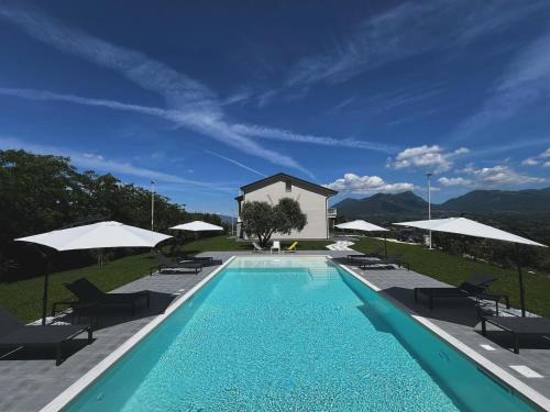 Castel Campagnano Apartment | La Valle B&B
